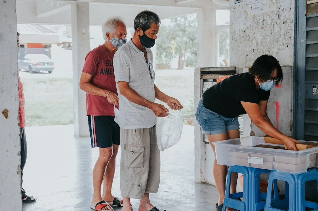 german voters at polling station